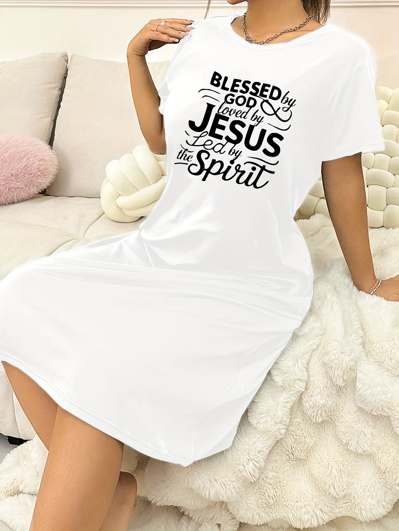 Women'S "God Bless I Love Jesus" Printed Pajama Dress - Soft Christian Nightgown with Short Sleeves & Round Neck, Loose-Fitting All-Season Homewear for Wives & Mothers, Breathable Faith-Based Sleepwear with Inspirational Mess