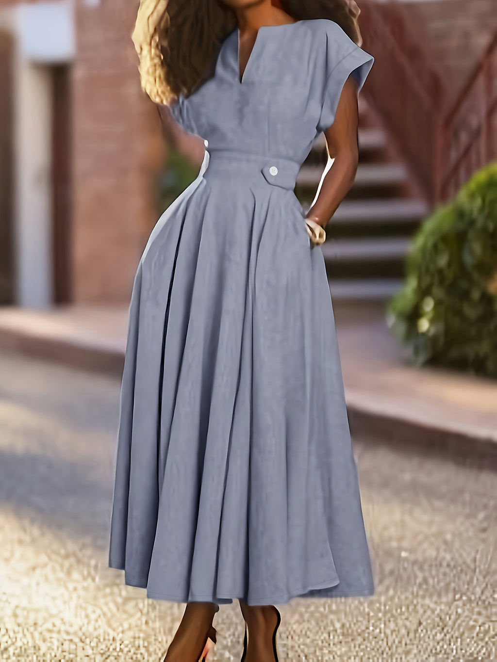 Tailored Development of Stylish Women'S Dresses with Elegant Necklines, Solid Color Fashionable And Elegant Dresses, Side Pocket Stylish And Elegant Dresses, Outdoor Fashionable And Elegant Dresses
