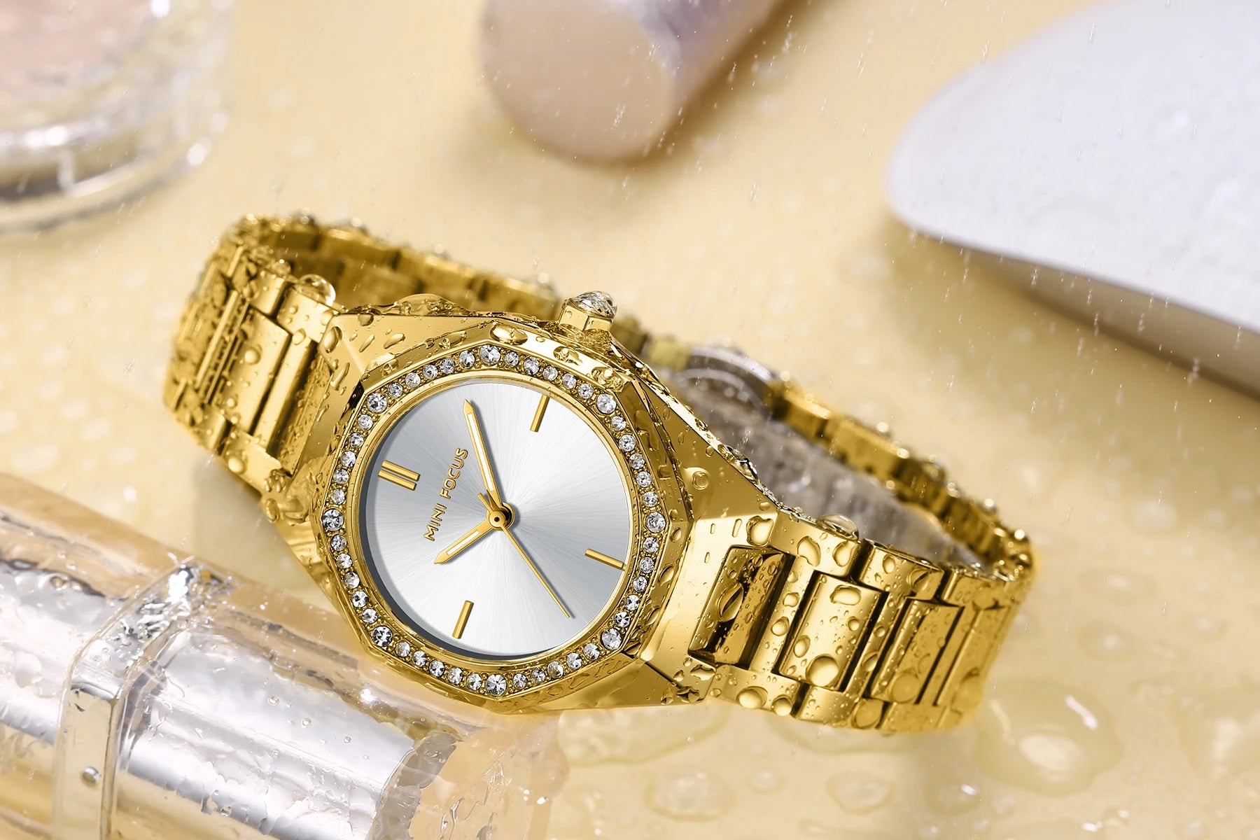 Hot Sale Mini Focus Gold Plating Quartz Woman Watches Jam Tangan Wanita Cheap Wristwatches for Women Pretty Diamond Ladies Watch