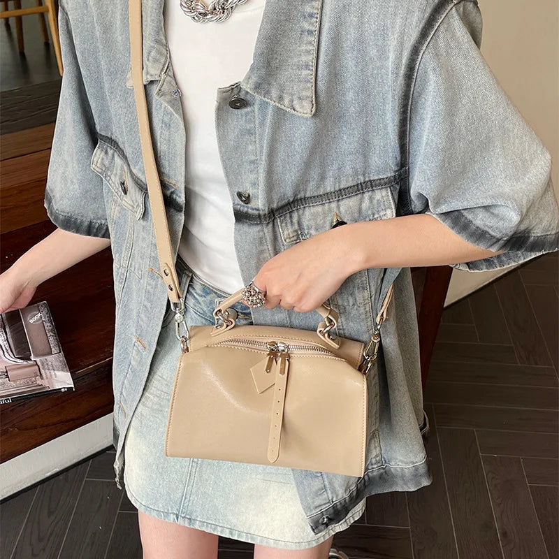 2025 New Retro High-End Soft Leather Handbag New Fashion Commuter Crossbody Bag High-End Pillow Bag