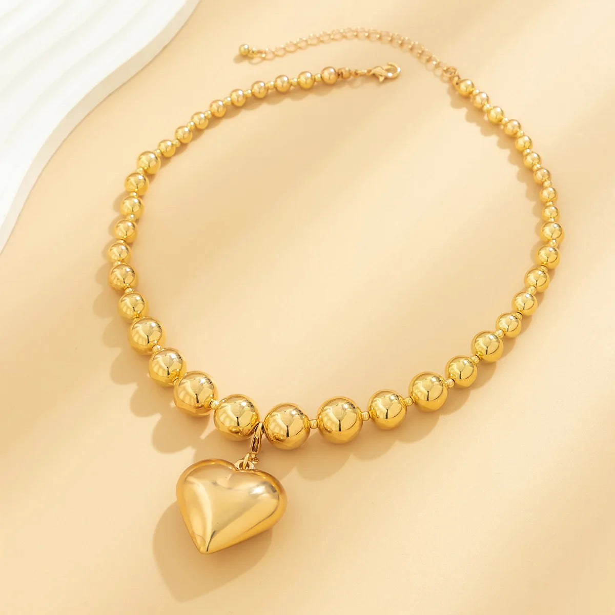 Big CCB Ball Beaded Chain and Heart Pendant Necklace for Women Trendy Choker Collar on the Neck Accessories 2024 Fashion Jewelry