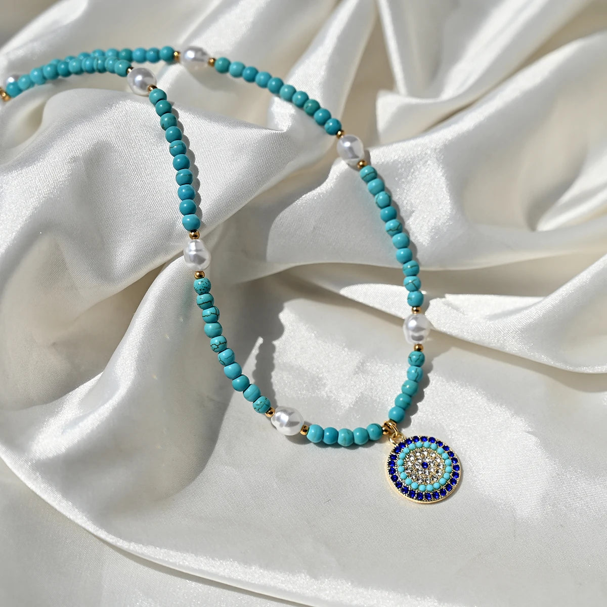 Artificial Turquoise Beads Heart Eye Pendant Necklace For Women With a Golden Stainless Steel Buckle Imitation Pearl Jewelry