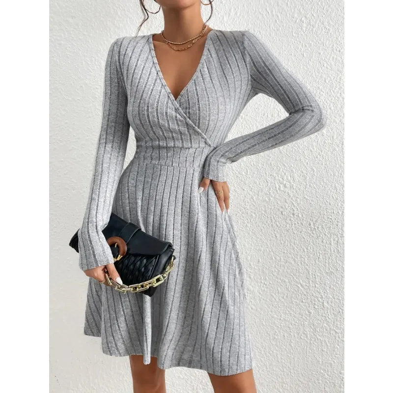 Autumn/Winter 2024 Women Knit Slim Sexy Bodycon Dress V-Neck Long Sleeve Dress Solid Casual Midi Sweater Dress Robe Femme Été