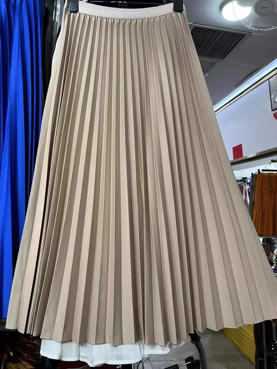 2024 Women Elegant Pleated Skirt High Waist Women Mid-long Skirt Female Ladies High Quality Women Midi Skirt Black Saia