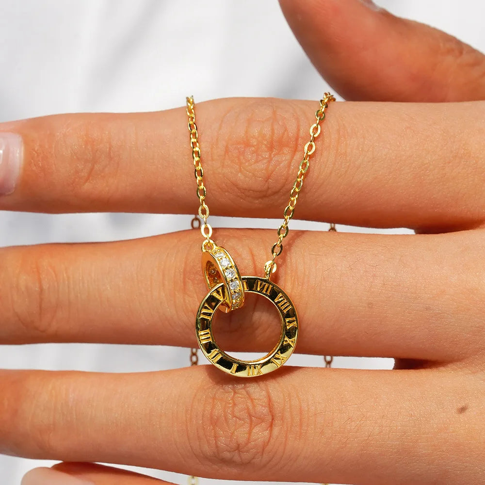 Luxury 100% Real 18k Gold Women's Roman Numeral Round Pendant with Moissanite Diamond Necklace