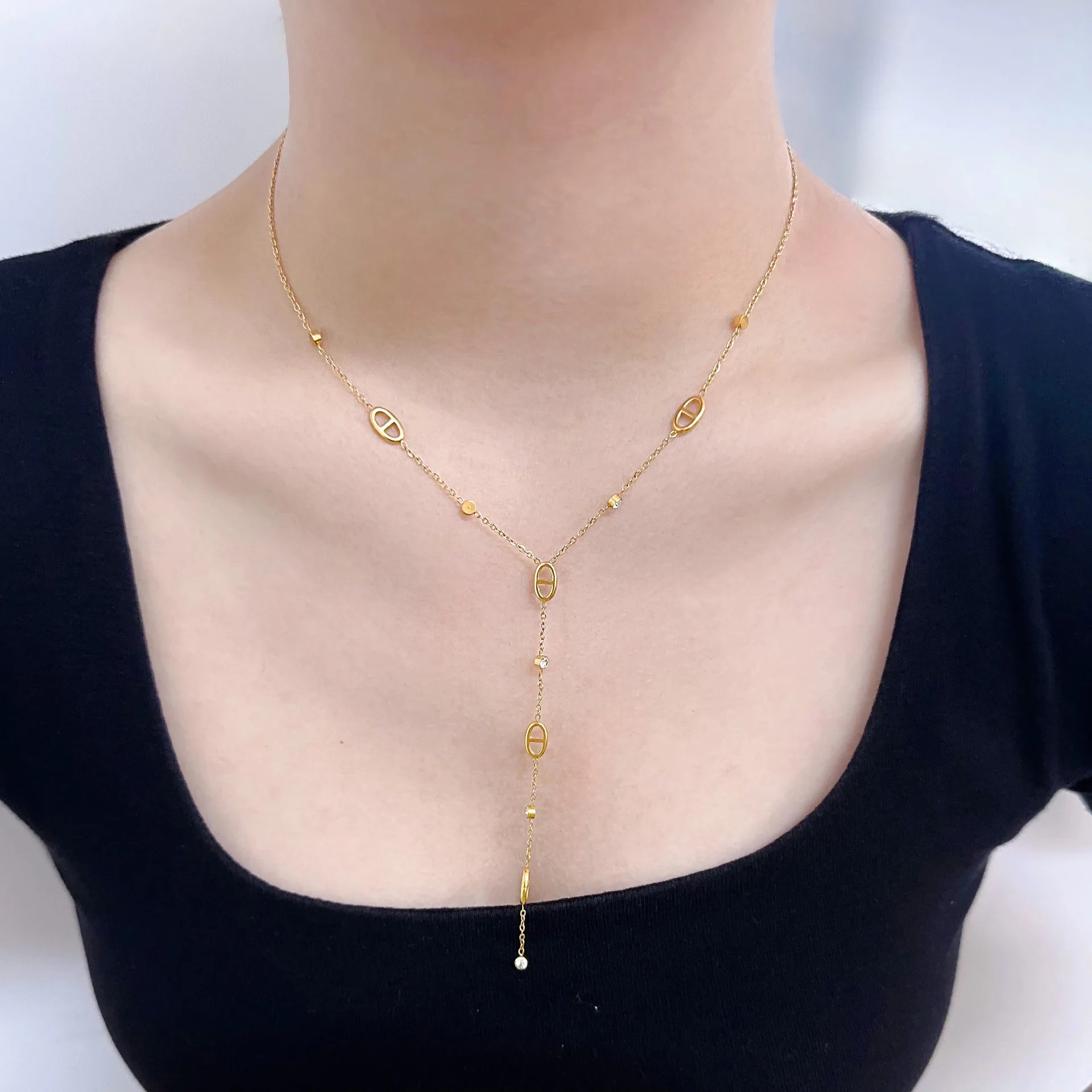 Keen on Necklace Y Chain Non Fading French Exquisite Women's Collarbone Chain Pig Nose Tassel Titanium Steel French Classic