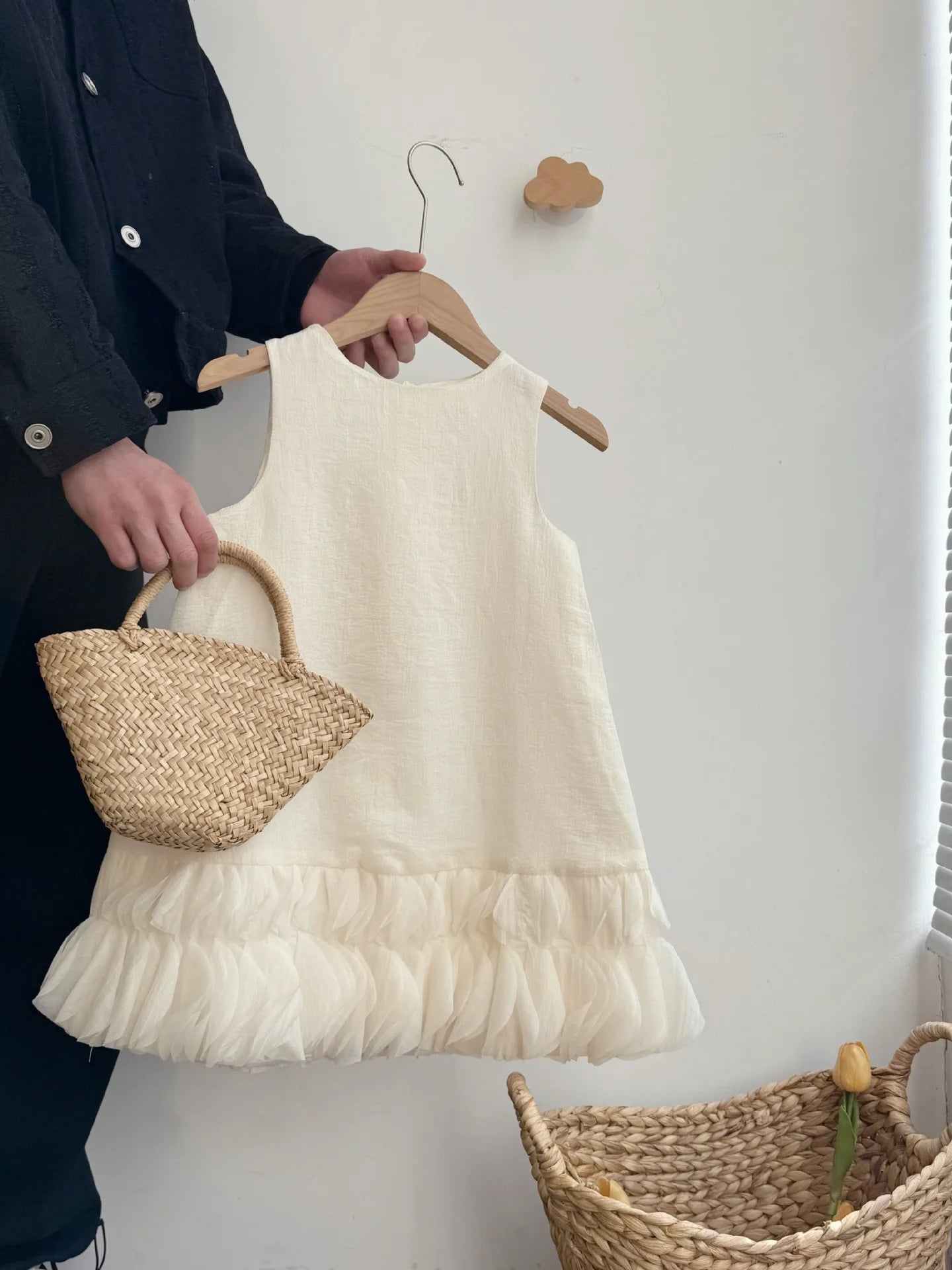 Girls Sleeveless Dress 2025 Spring and Summer New Korean Fashion Solid Color Mesh Flower Bud Princess Jumper Skirt