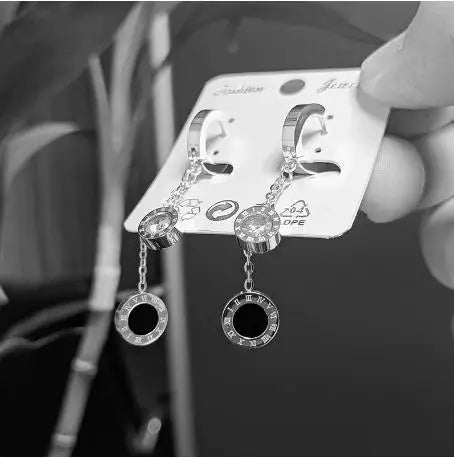 2023 Fashion Classic Roman Crystal Disc Pendant Stainless Steel Rose Gold Colour Earrings Women's Colorless Jewelry Accessories