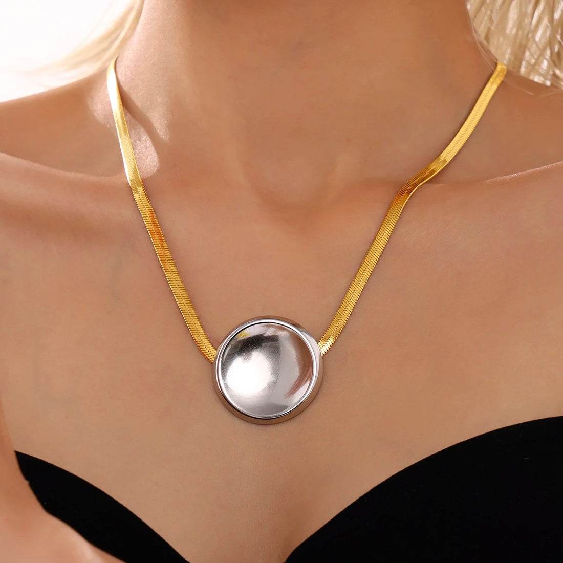 Chic Shiny Necklace For Women Gold Plated Square Pendant Luxury Waterproof Elegant Snake Chain Jewelry Gift