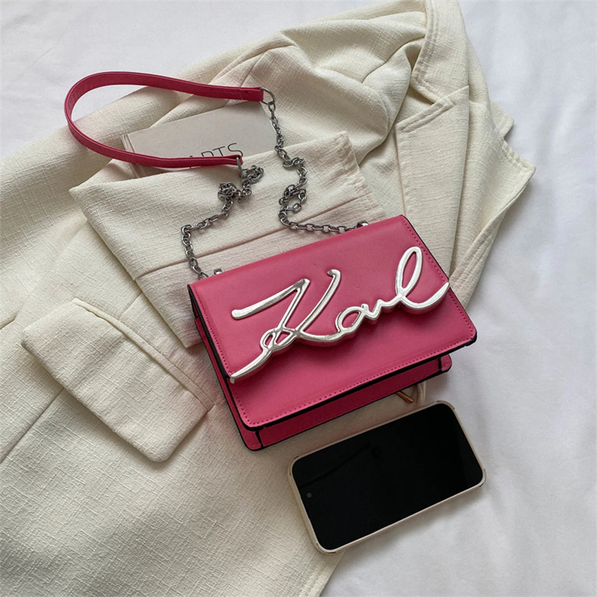 Fashionable Crossbody Bag Solid Color Shoulder Bag Metal Letter Logo ChainLink Strap Featuring Magnetic Button for Daily Use