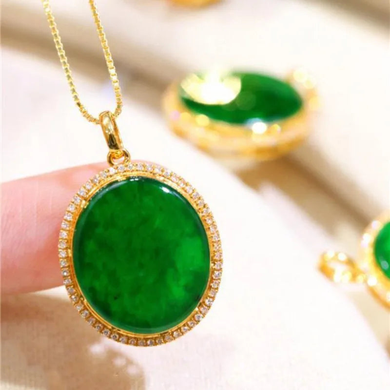 High quality Luxury unique design fashion natural chalcedony green circular necklace classic pendant clavicle chain jewelry