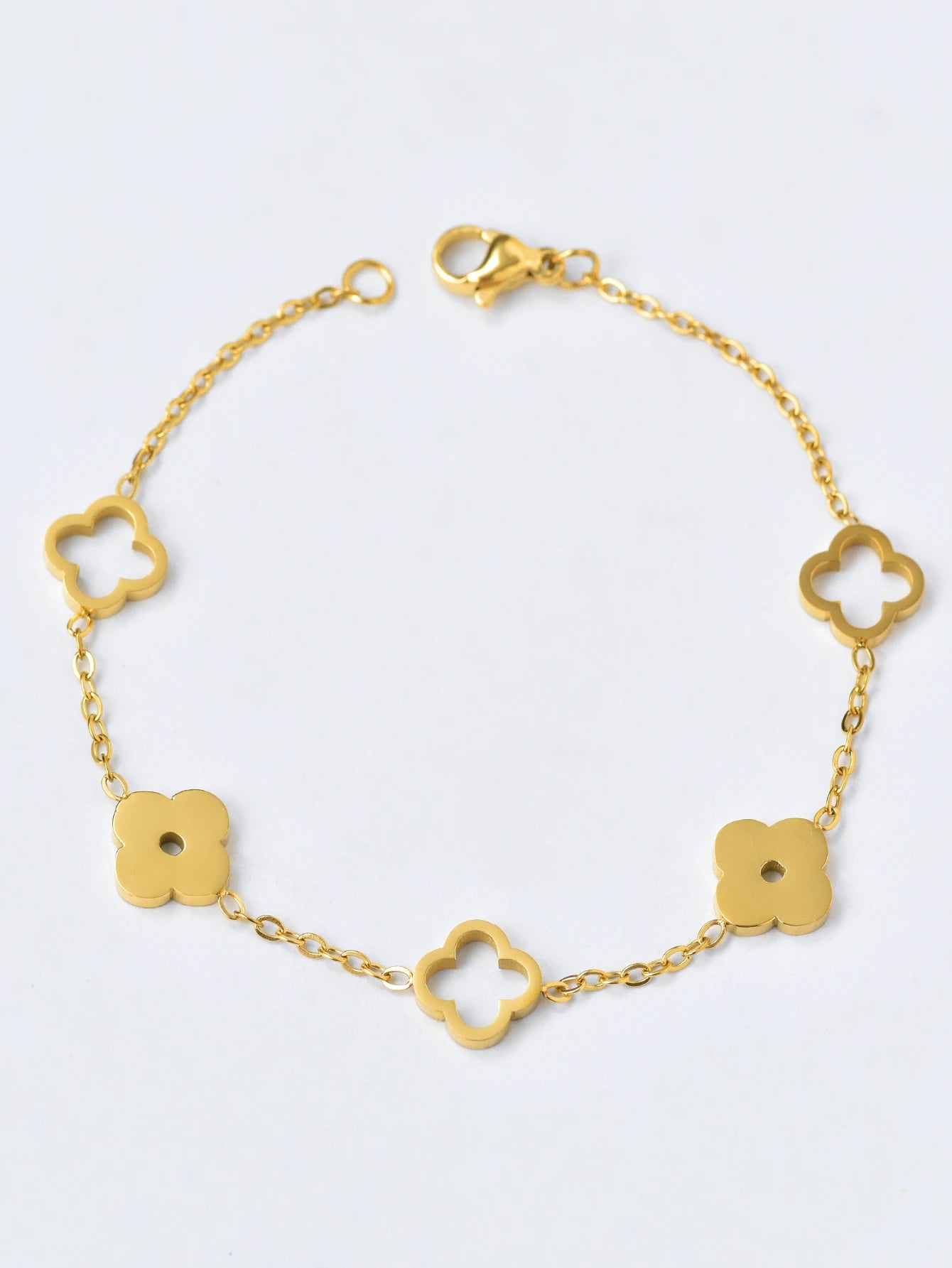 Japan and South Korea style simple stainless steel four-leaf clover plum blossom interlocking pendant necklace for daily wear