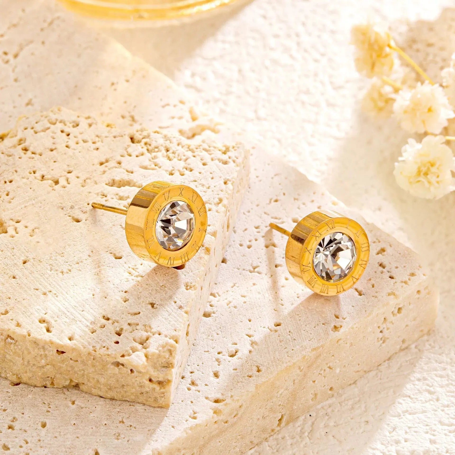 2023 Fashion Classic Roman Crystal Disc Pendant Stainless Steel Rose Gold Colour Earrings Women's Colorless Jewelry Accessories