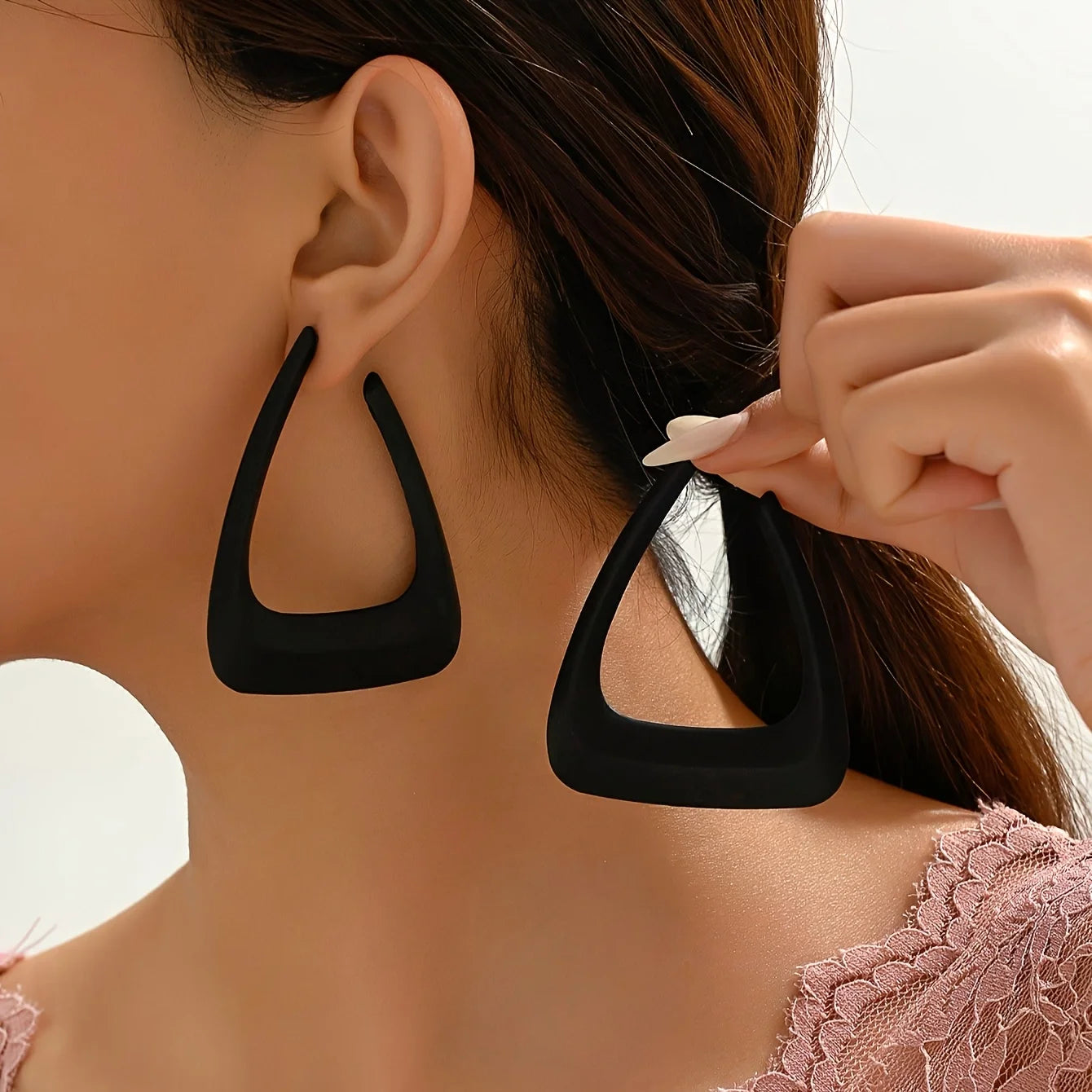 Exaggerated Irregular Geometric Hoop Earrings Fashion Simple Versatile Perfect Women's Daily Parties Dates Wearing Earrings