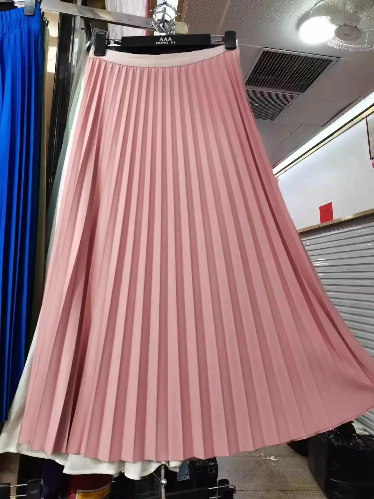 2024 Women Elegant Pleated Skirt High Waist Women Mid-long Skirt Female Ladies High Quality Women Midi Skirt Black Saia