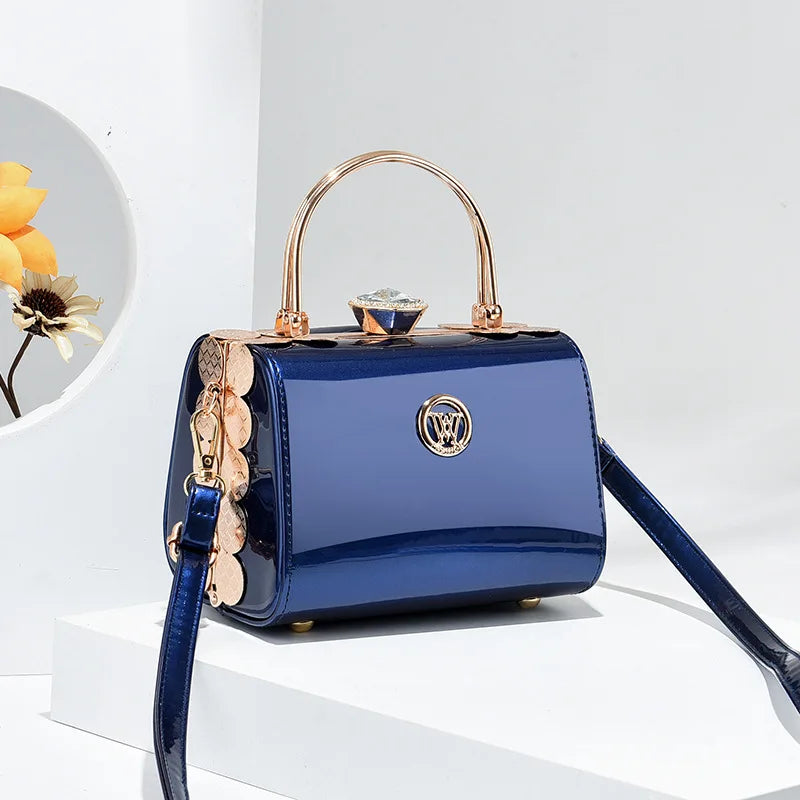 Elegant Diamond Women's Bags High-quality Steel Clip Women's Shoulder Bag New Pillow Bag Women's Handbag Banquet Crossbody Bag