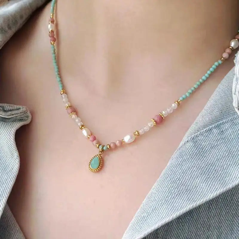 Natural Stone Freshwater Pearl Necklaces For Women Fashion Sexy Green Water Droplet Pendant Collarbone Chain Jewelry Gifts
