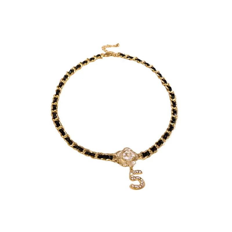 Number 5 Camellia Pearl Leather Neck Chain Necklace Pendant Chain Retro High-end Pearl Flower Collarbone Choker