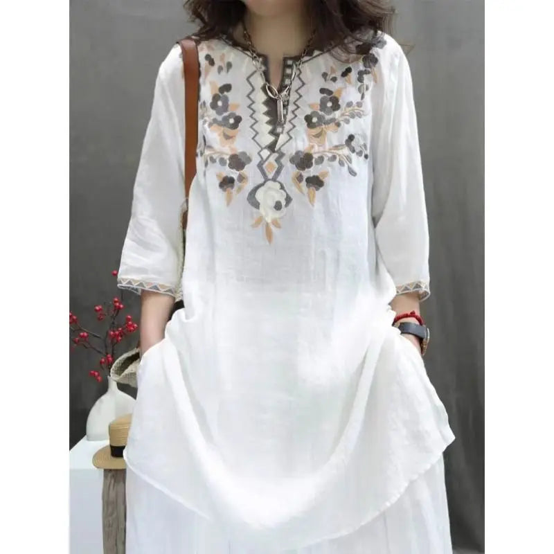 Summer Heavy Industry Women's Vintage Embroidered Medium-length Loose Cotton and Linen Stylish Casual Pullover Top