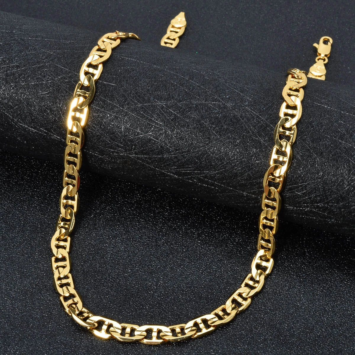Chain Pig Nose Smooth Necklace for Men Women Hollow Out Long Copper Choker Clavicle Link Banquet Girl Summer Jewelry Accessory
