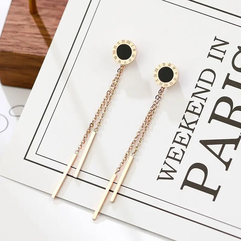 2023 Fashion Classic Roman Crystal Disc Pendant Stainless Steel Rose Gold Colour Earrings Women's Colorless Jewelry Accessories