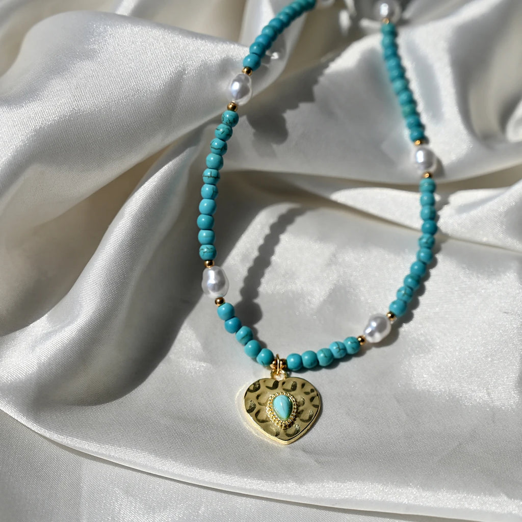 Artificial Turquoise Beads Heart Eye Pendant Necklace For Women With a Golden Stainless Steel Buckle Imitation Pearl Jewelry
