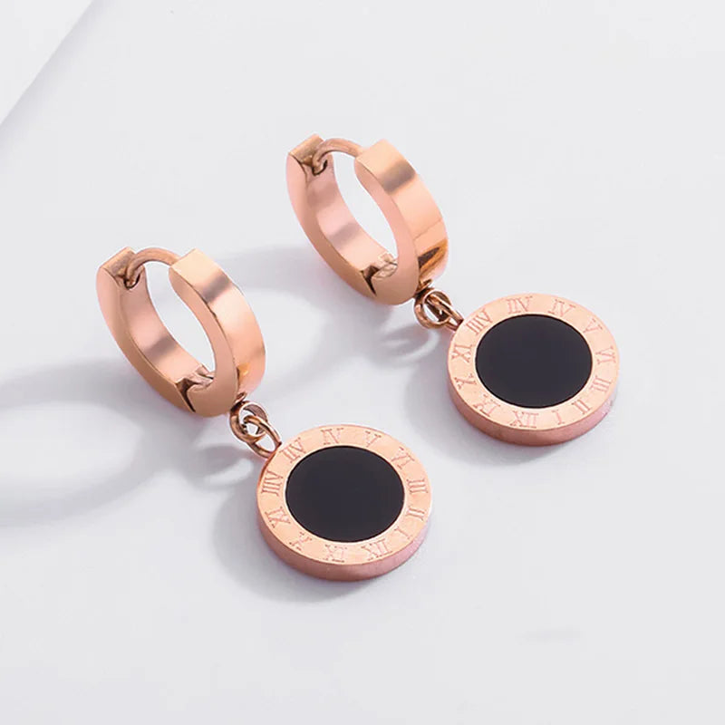 2023 Fashion Classic Roman Crystal Disc Pendant Stainless Steel Rose Gold Colour Earrings Women's Colorless Jewelry Accessories